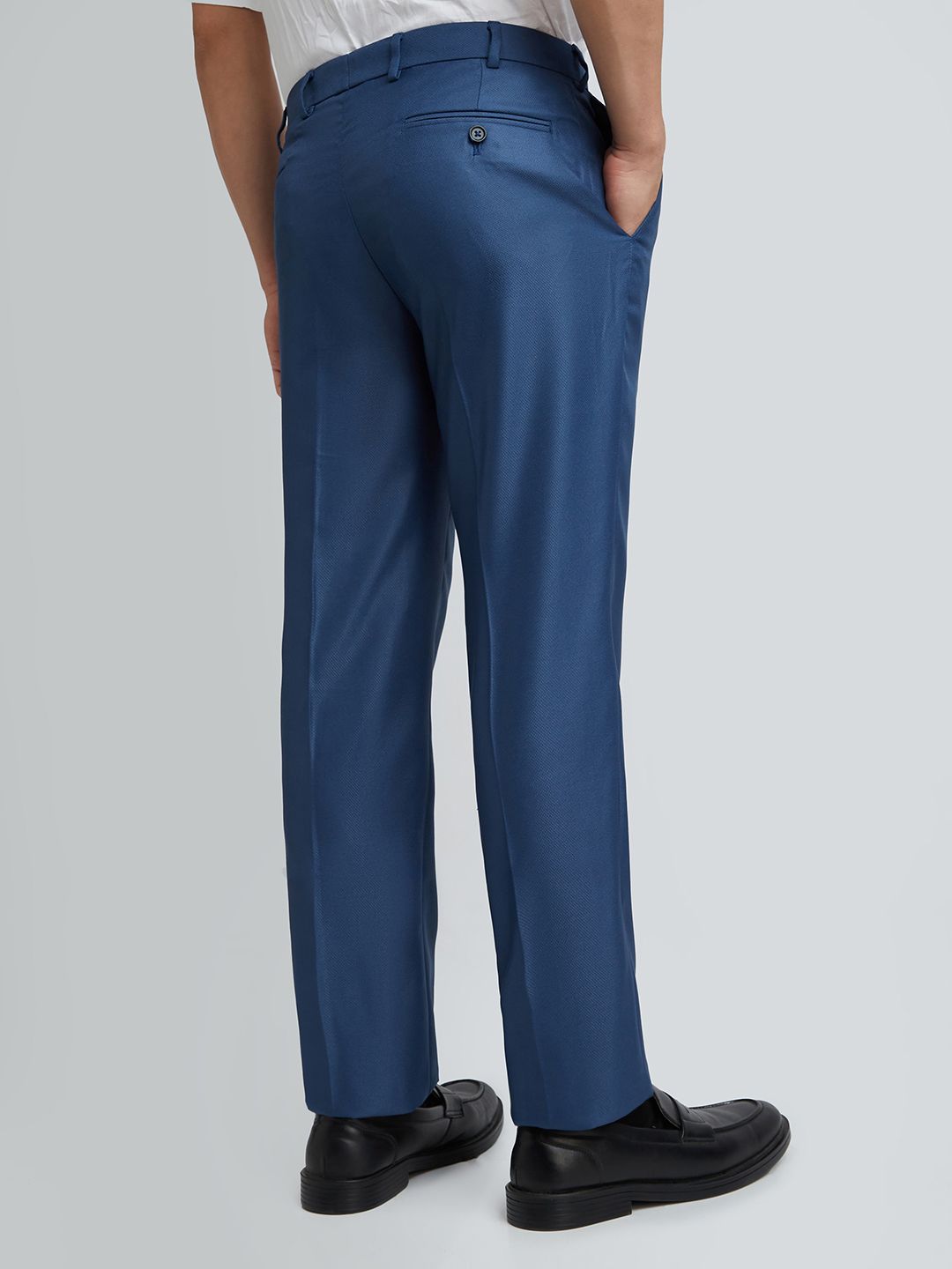 Park Avenue Men Textured Formal Trousers