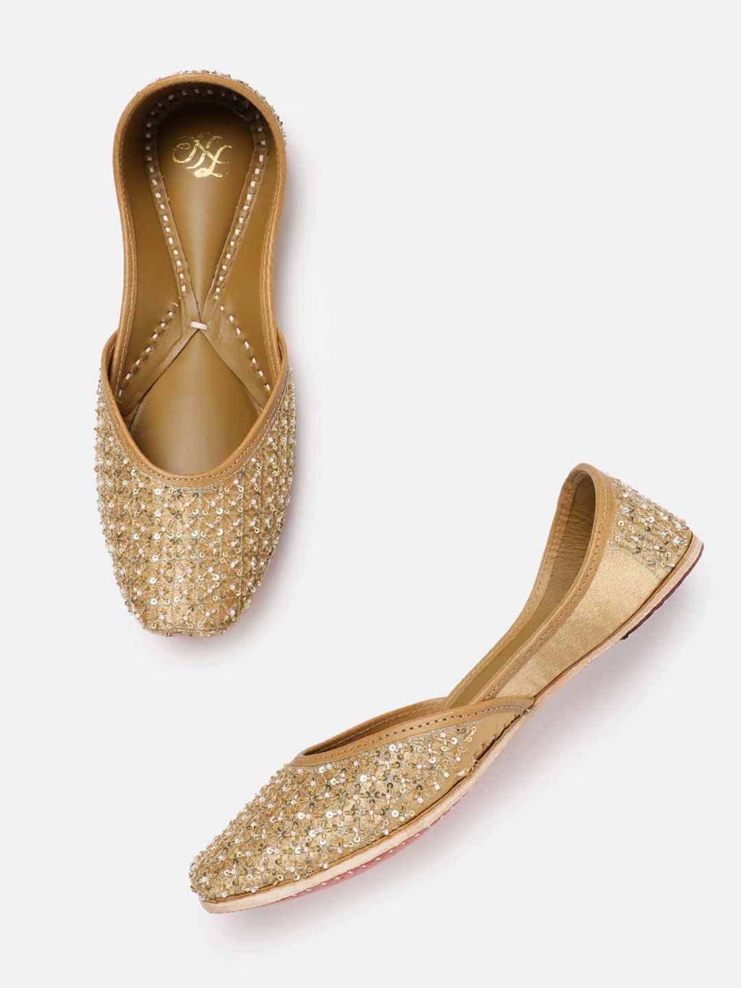 House of Pataudi Women Embellished Ethnic Mojaris