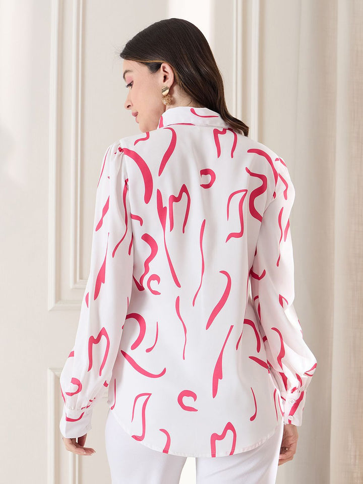 Berrylush Women Regular Fit Spread Collar Abstract Printed Casual Shirt