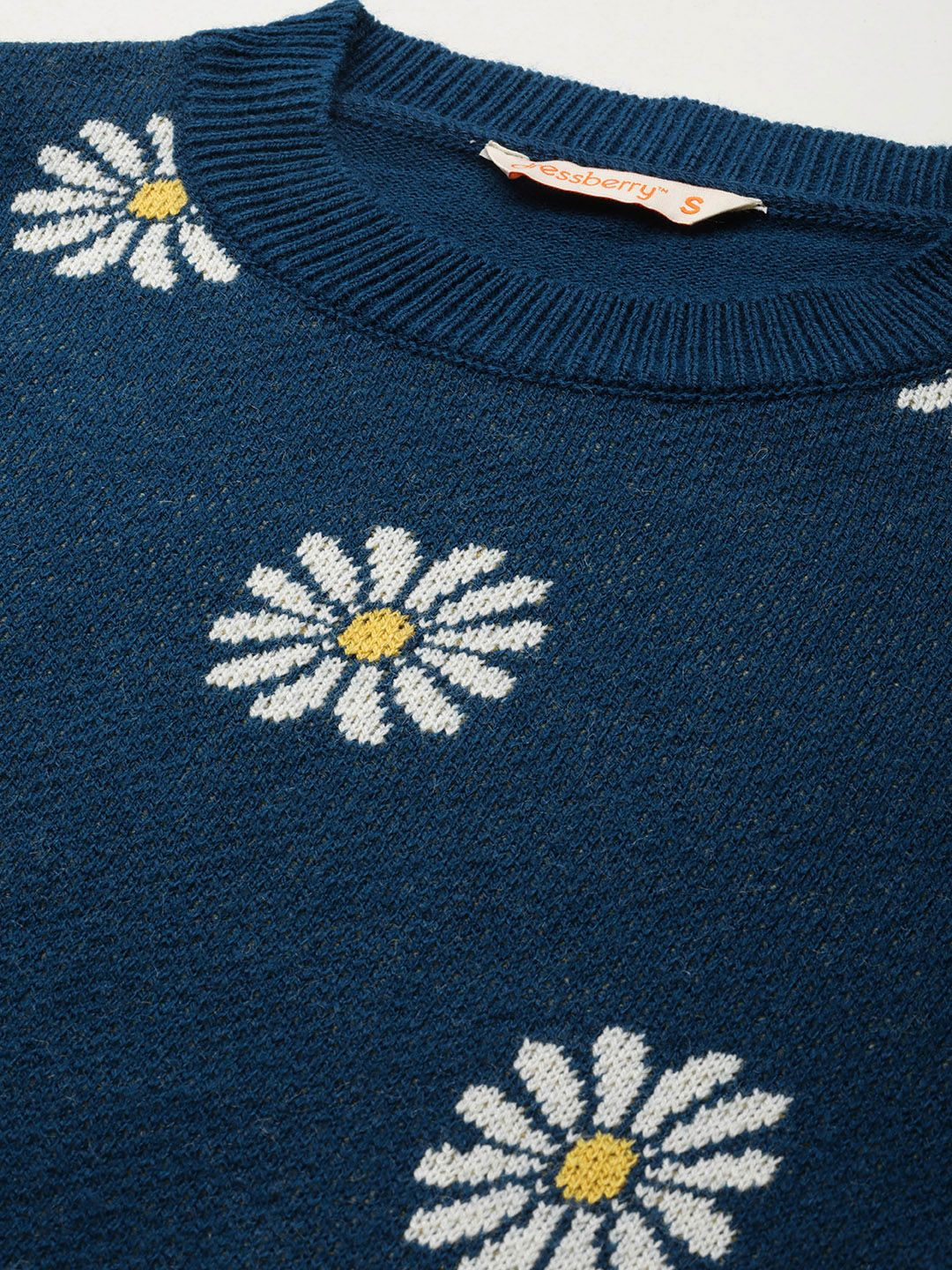 DressBerry Acrylic Floral Pattern Pullover