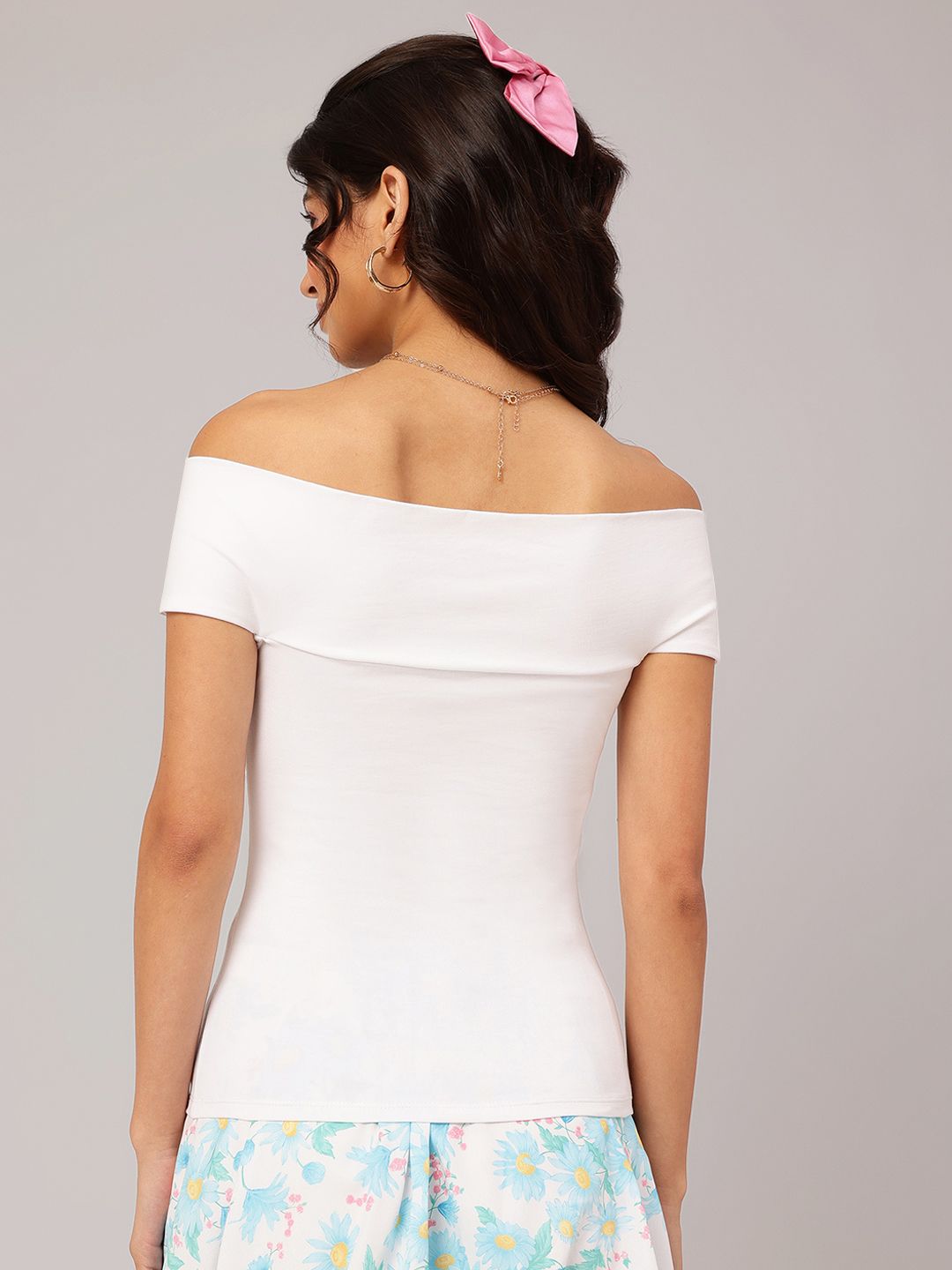 DressBerry Off-Shoulder Applique Ruched Fitted Top