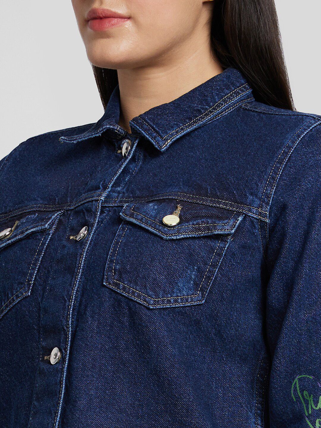 Wanita spykar membasuh jaket denim tanaman