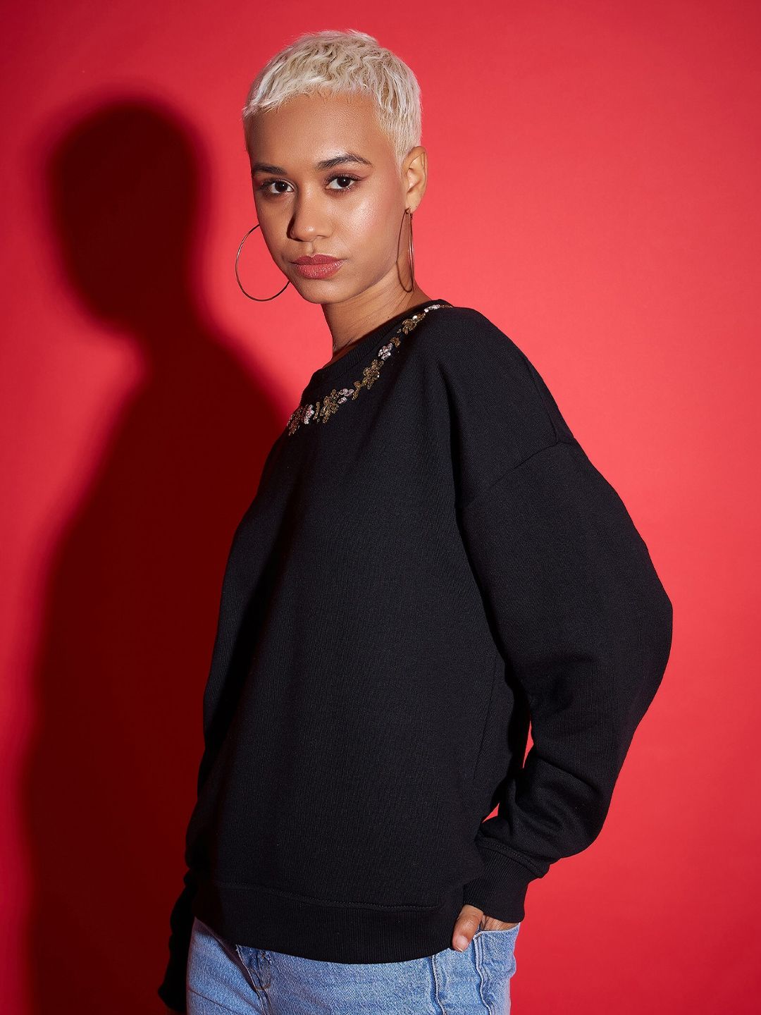 SASSAFRAS Black Embroidered Oversized Sweatshirt