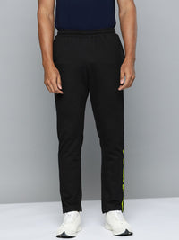HRX by Hrithik Roshan Men Printed Detail Mid-Rise Regular Fit Lifestyle Trackpants