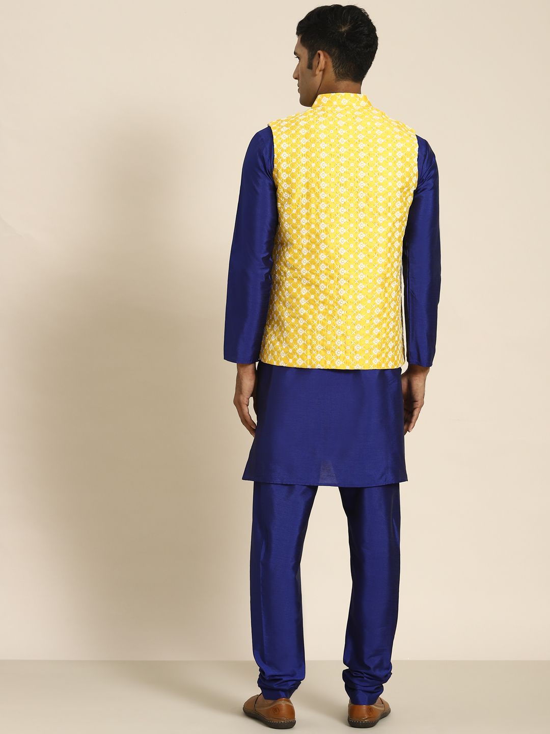 SOJANYA Lelaki Navy Blue Motif Etnik Sulam Kurta Churidar
