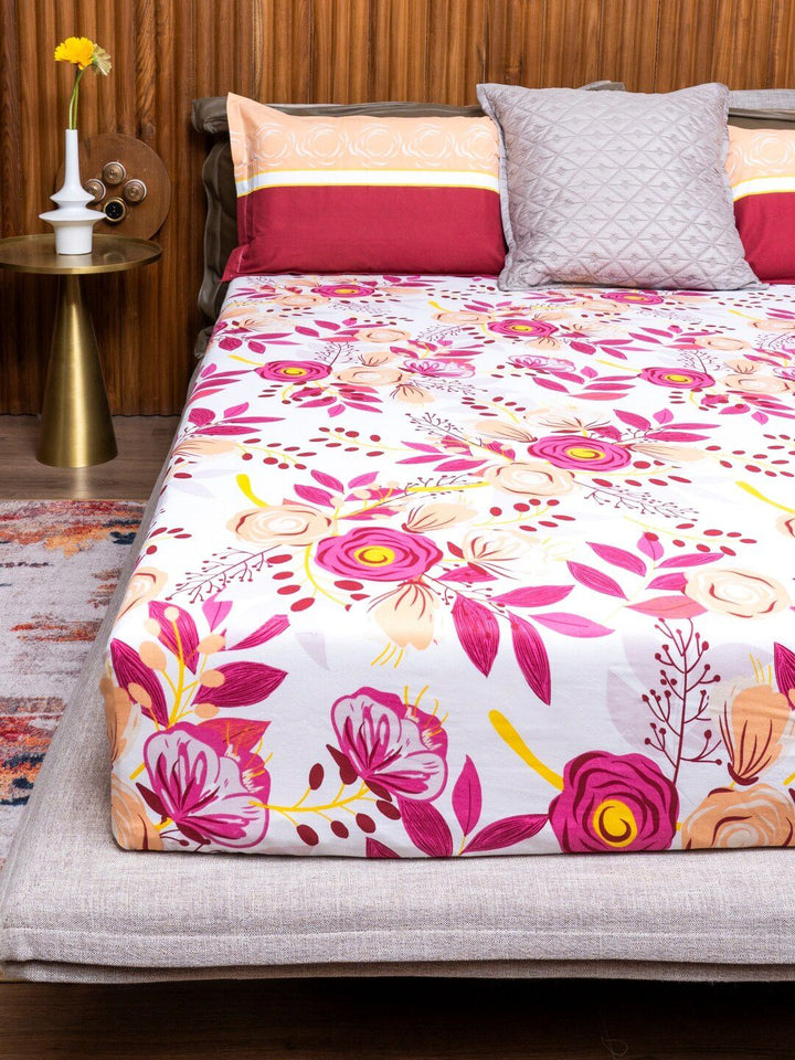 URBAN SPACE Divine Pink Floral 144 TC Pure Cotton Queen Bedsheet With 2 Pillow Covers