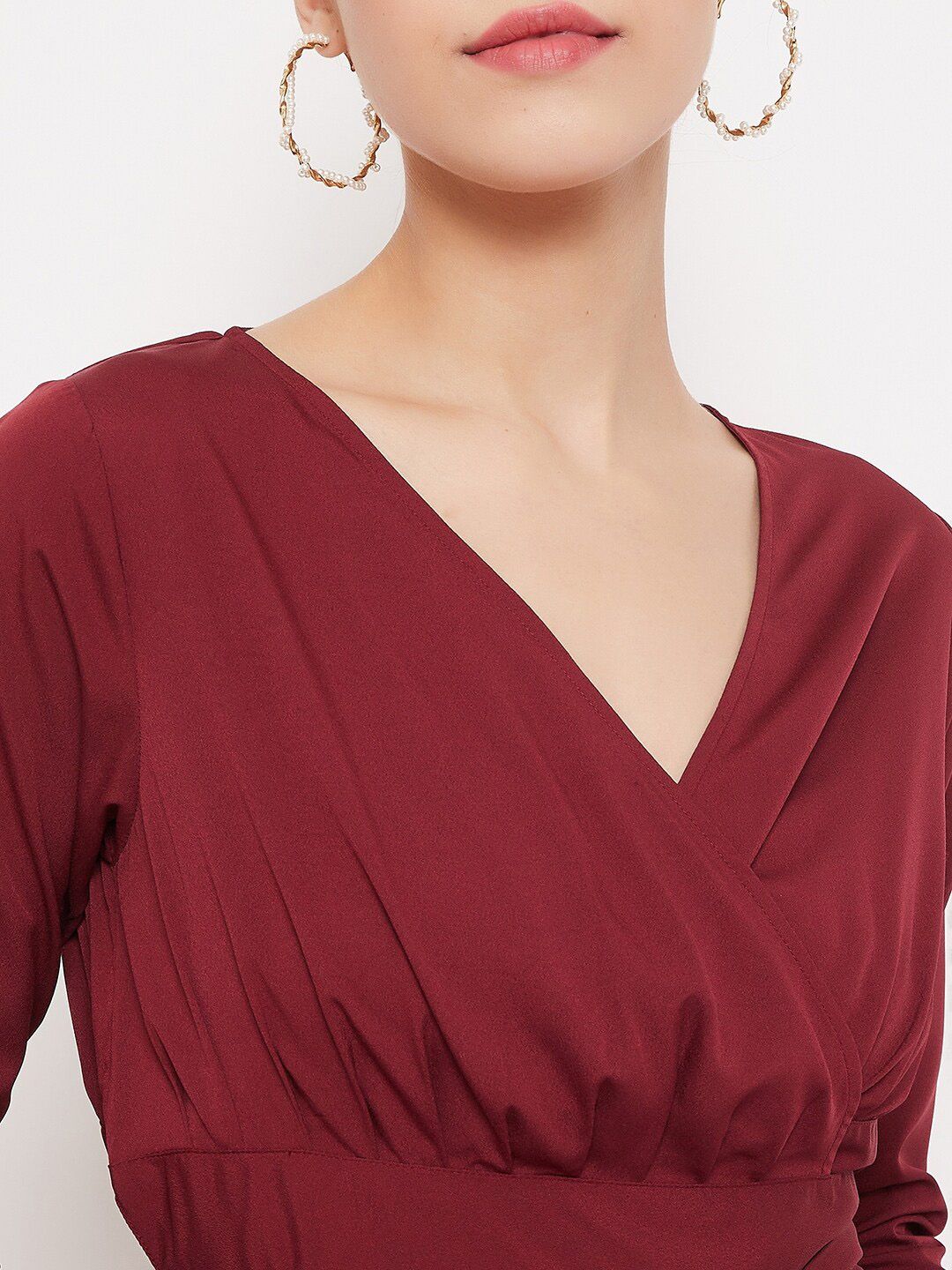 Berrylush Women Maroon Solid Wrap Crop Top