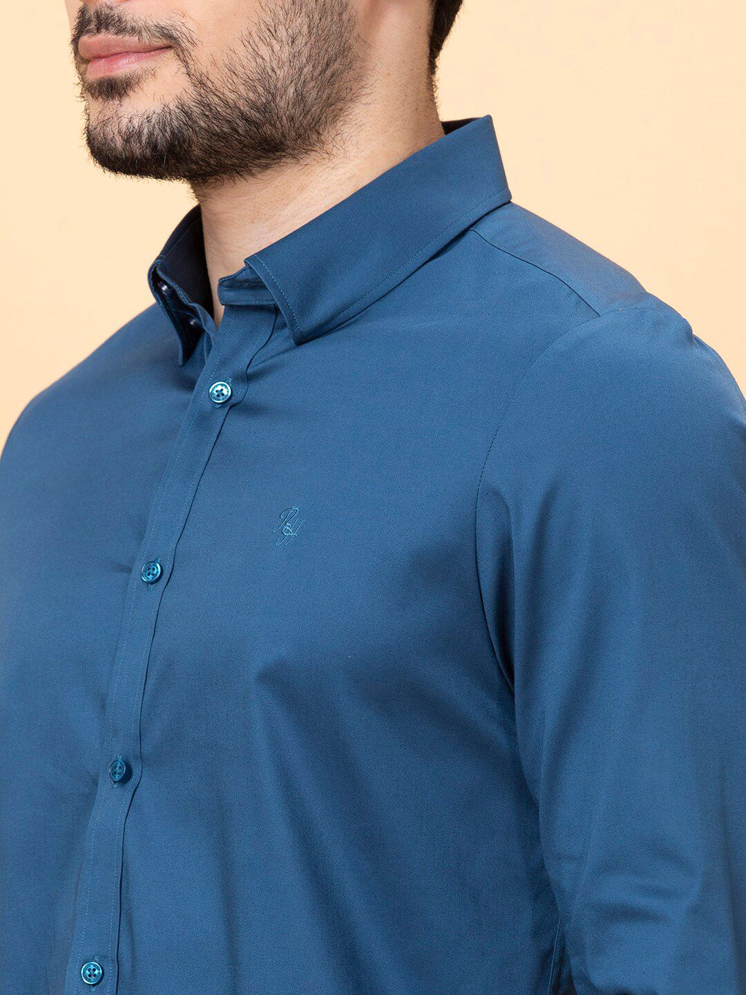Being Human Slim Fit Spread Collar Opaque Casual Shirt