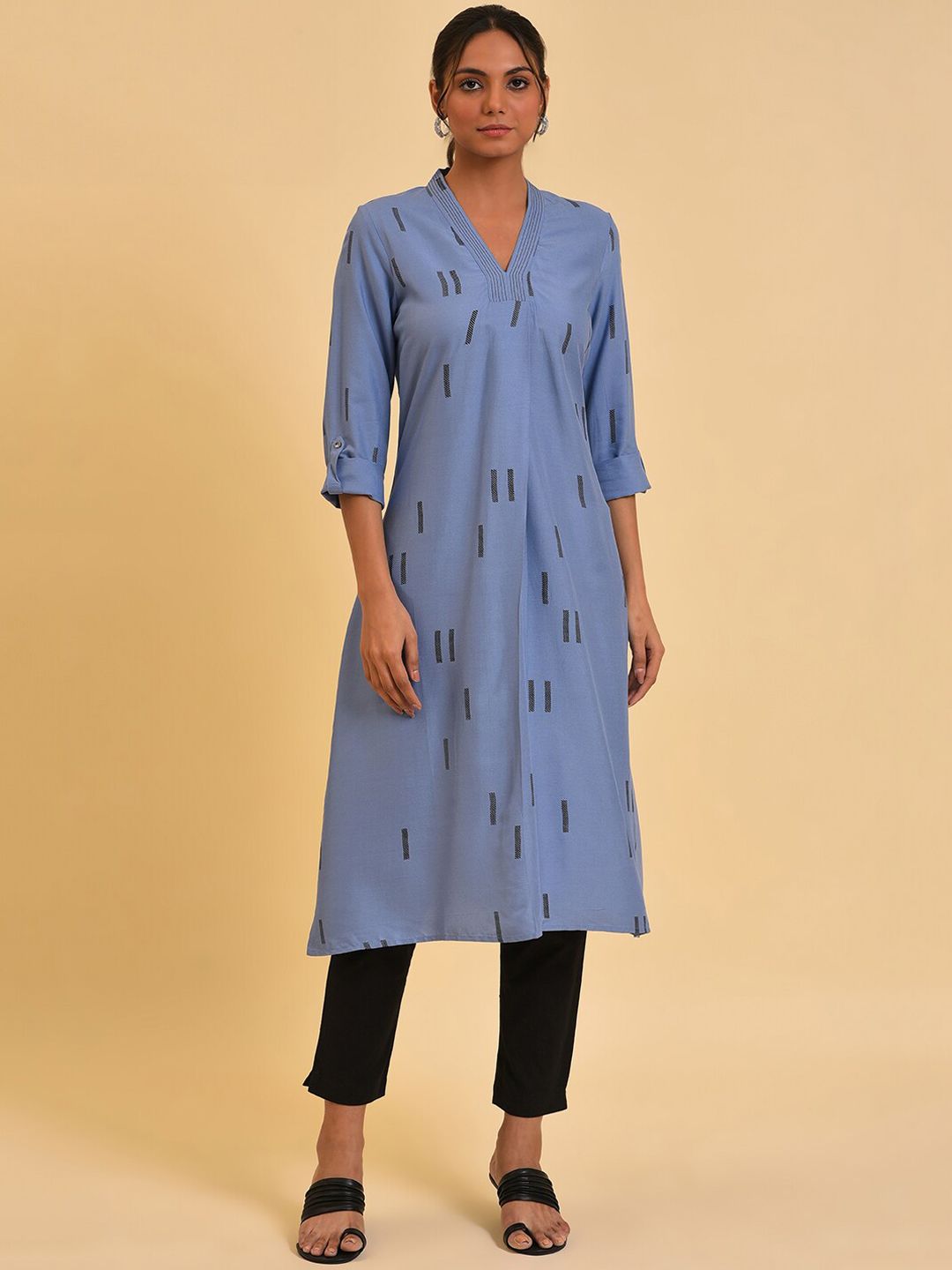 W Blue Geometric Printed Kurta With Trousers