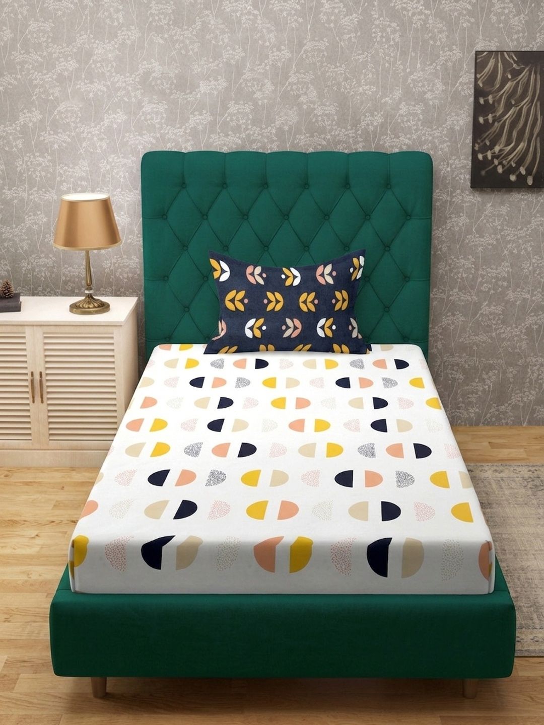 Myntra Elegant Homes White Geometric 300 TC Single Bedsheet with 1 Pillow Covers