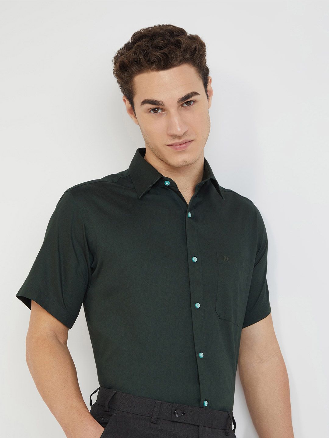 Raymond Pure Cotton Solid Regular Fit Formal Shirt