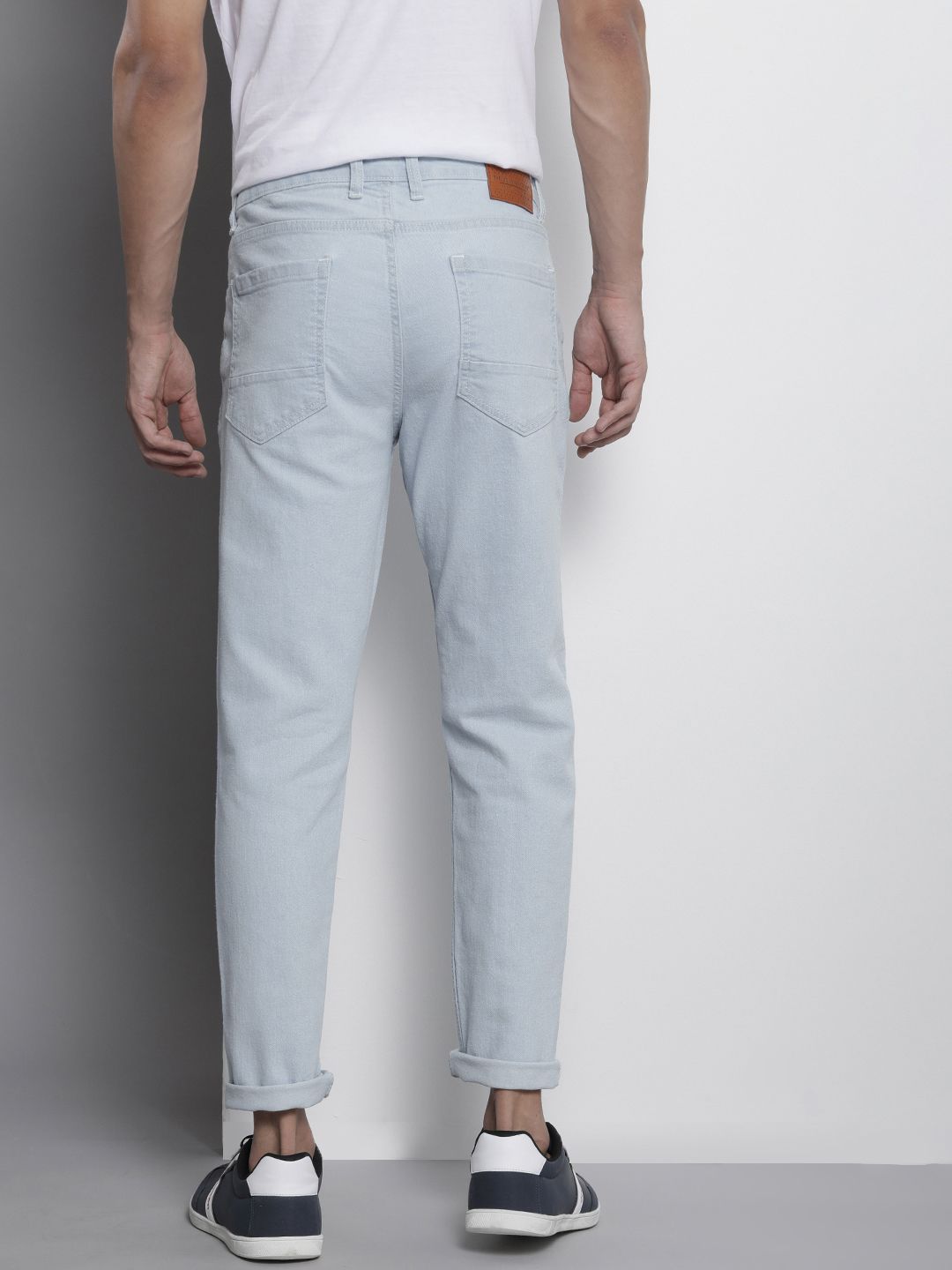 The Indian Garage Co Men Blue Carrot fit Fit Stretchable Jeans