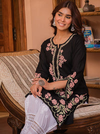 HOUSE OF KARI Floral Embroidered Round Neck Long Sleeves Chikankari Straight Kurta