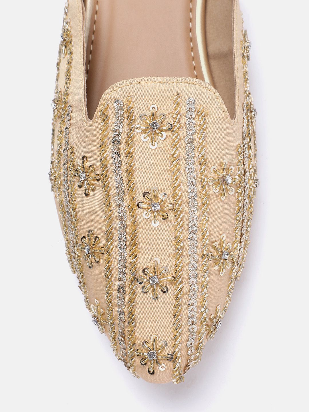 House of Pataudi Women Embroidered Ethnic Mules