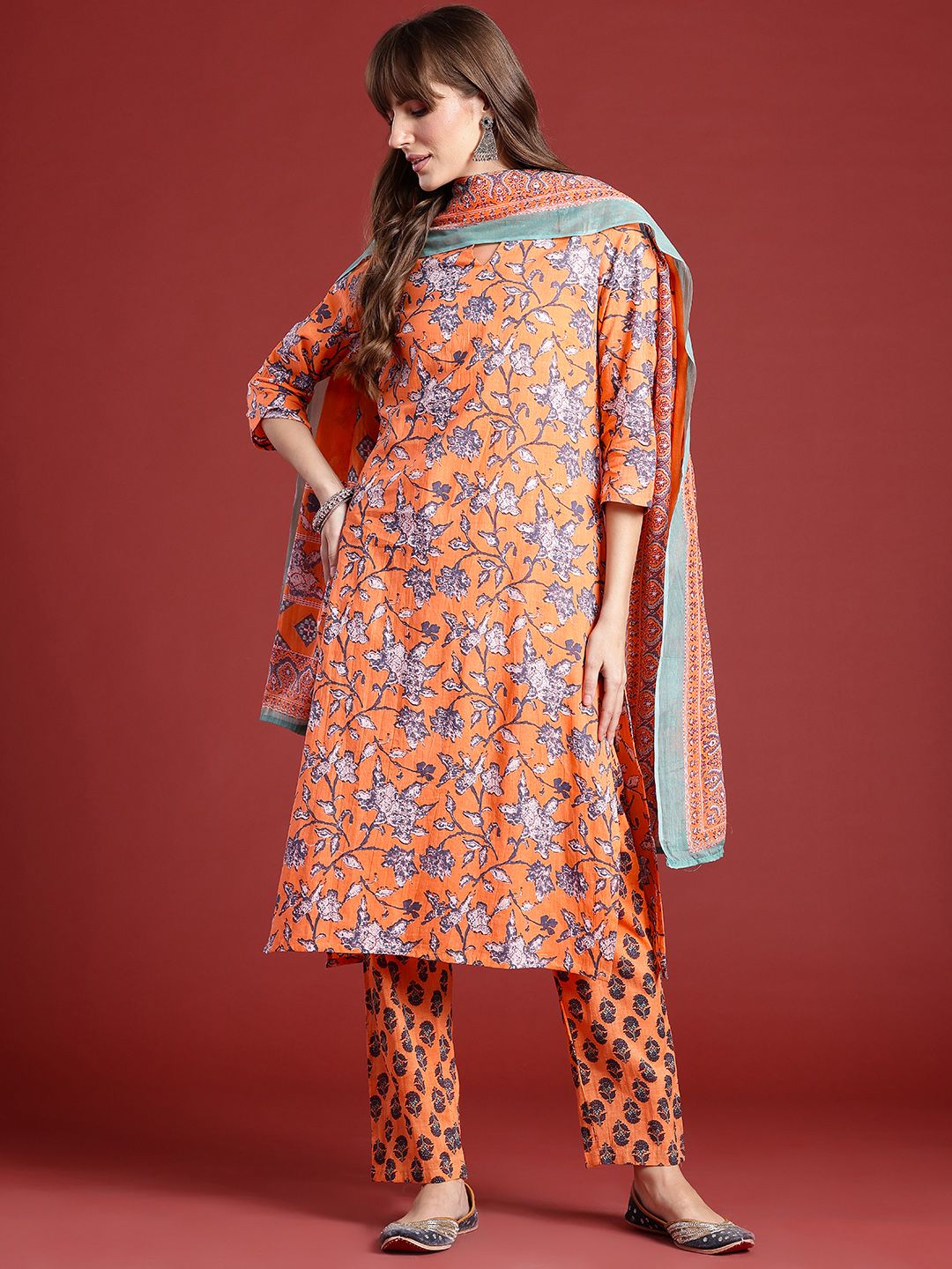 Anouk Floral Printed Pure Cotton Kurta dengan Seluar & Dupatta