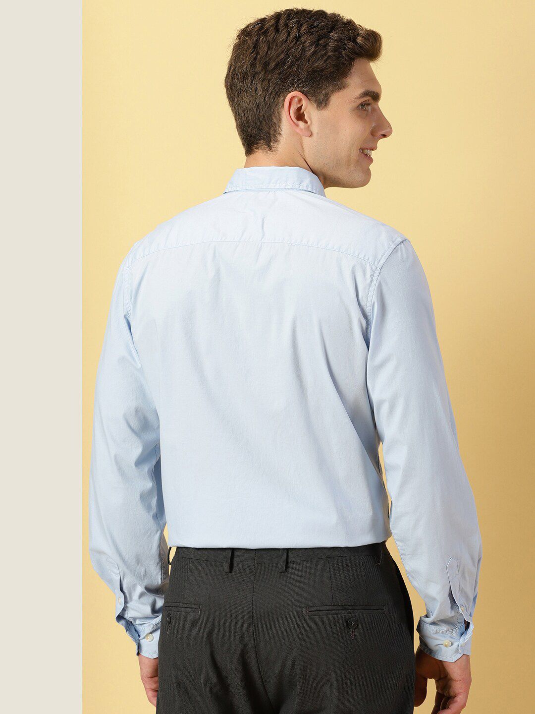 Thomas Scott Contour Fit Casual Shirt