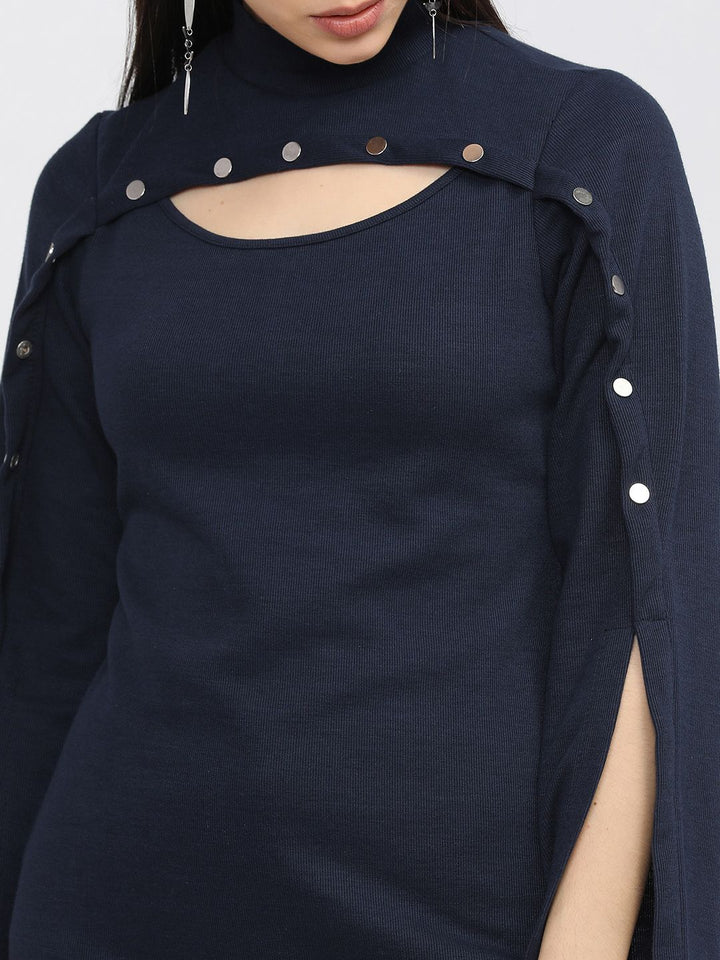 Vishudh Women Navy Blue Flared Sleeves Thread Work Kurta