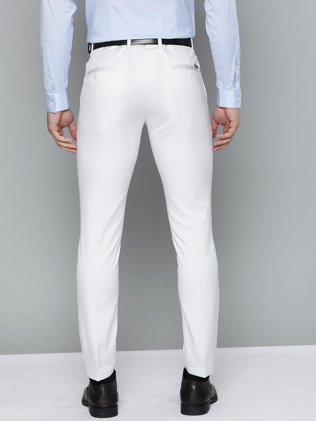 DENNISON Men White Solid Smart Auto Fit Waist Formal Trousers