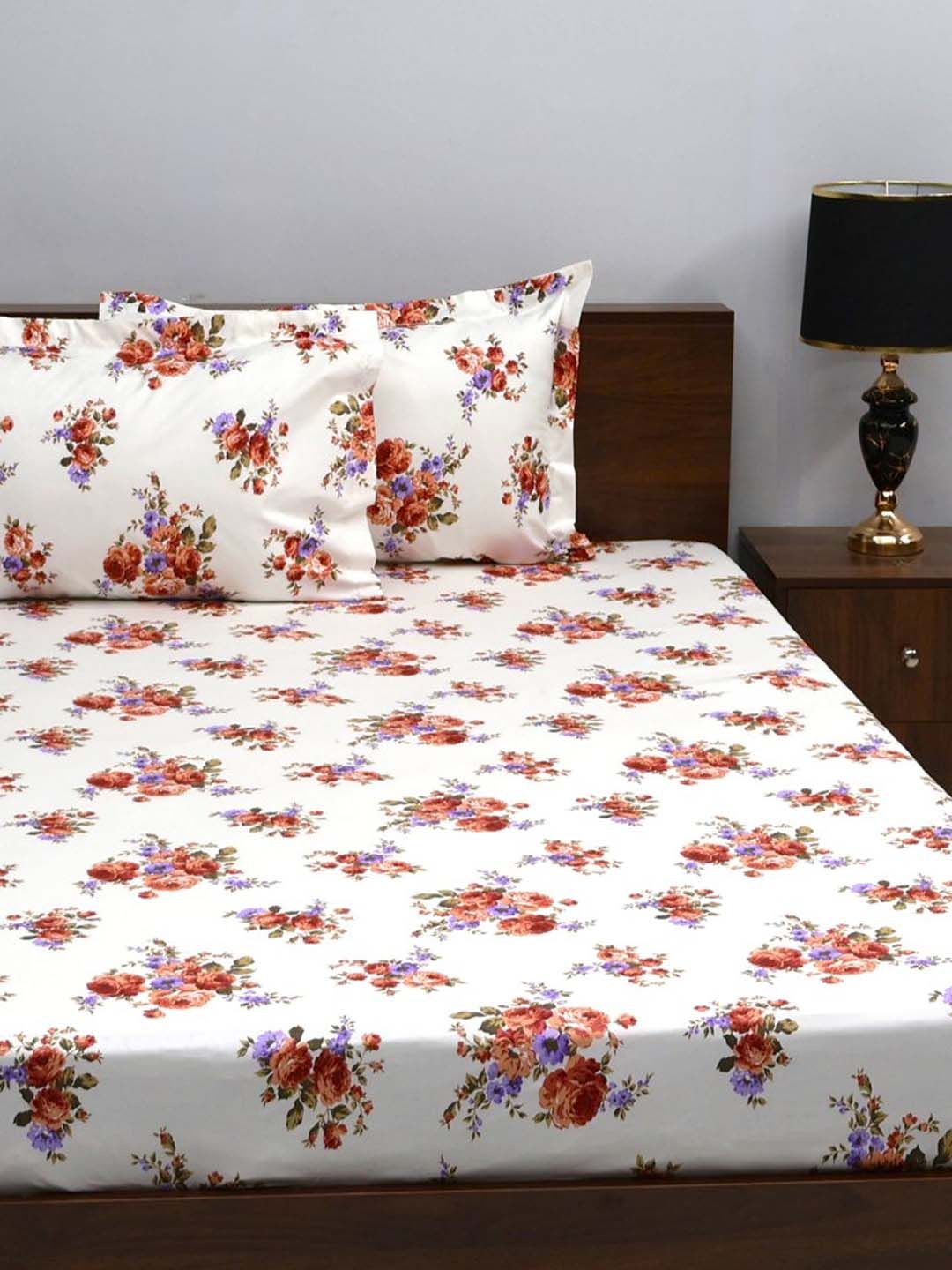 BOMBAY DYEING Rust & White Floral Pure Cotton 164 TC Queen Bedsheet With 2 Pillow Covers