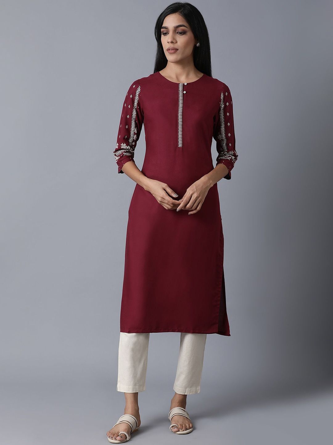 W Yoke Design Keyhole Neck Floral Printed Straight Kurta