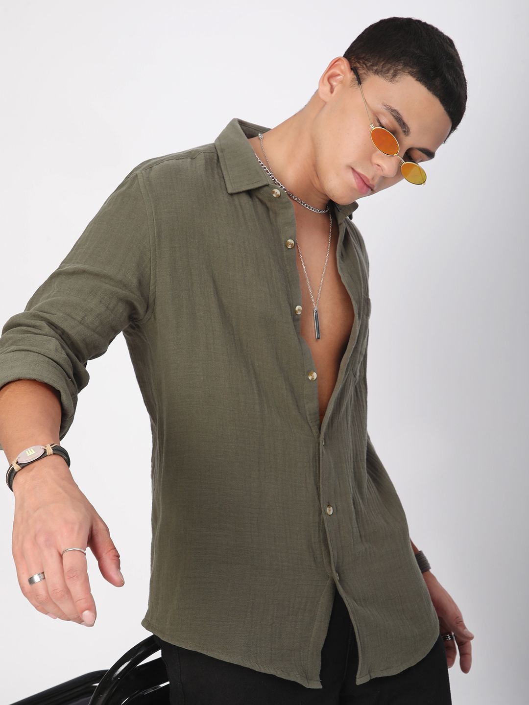VASTRADO Men Classic Fit Spread Collar Solid Cotton Casual Shirt