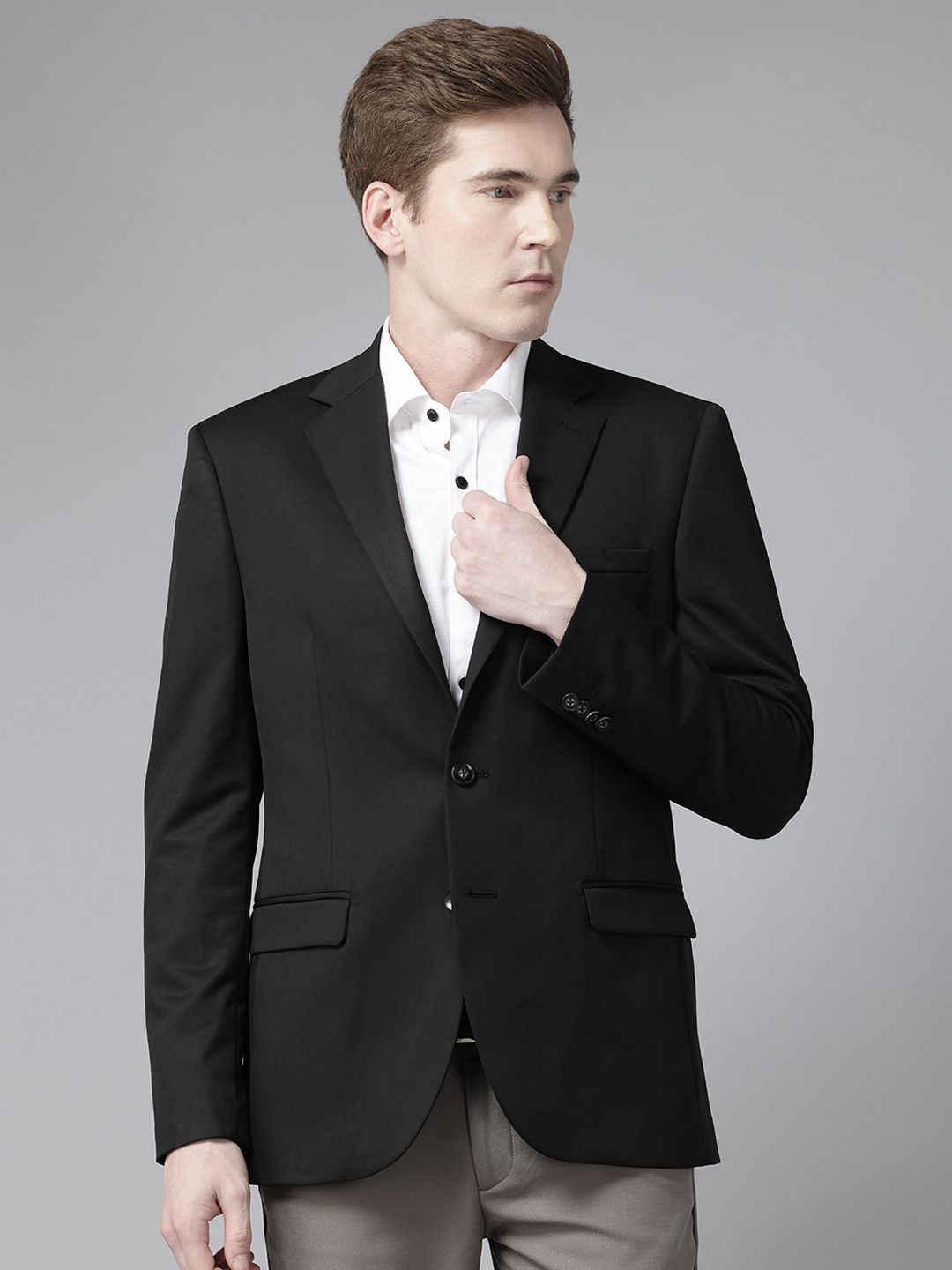 Park Avenue Single-Breasted Semiformal Blazer