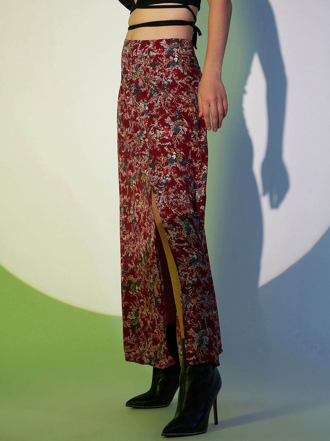 Berrylush Maroon Floral Printed High Rise A-line Maxi Skirt