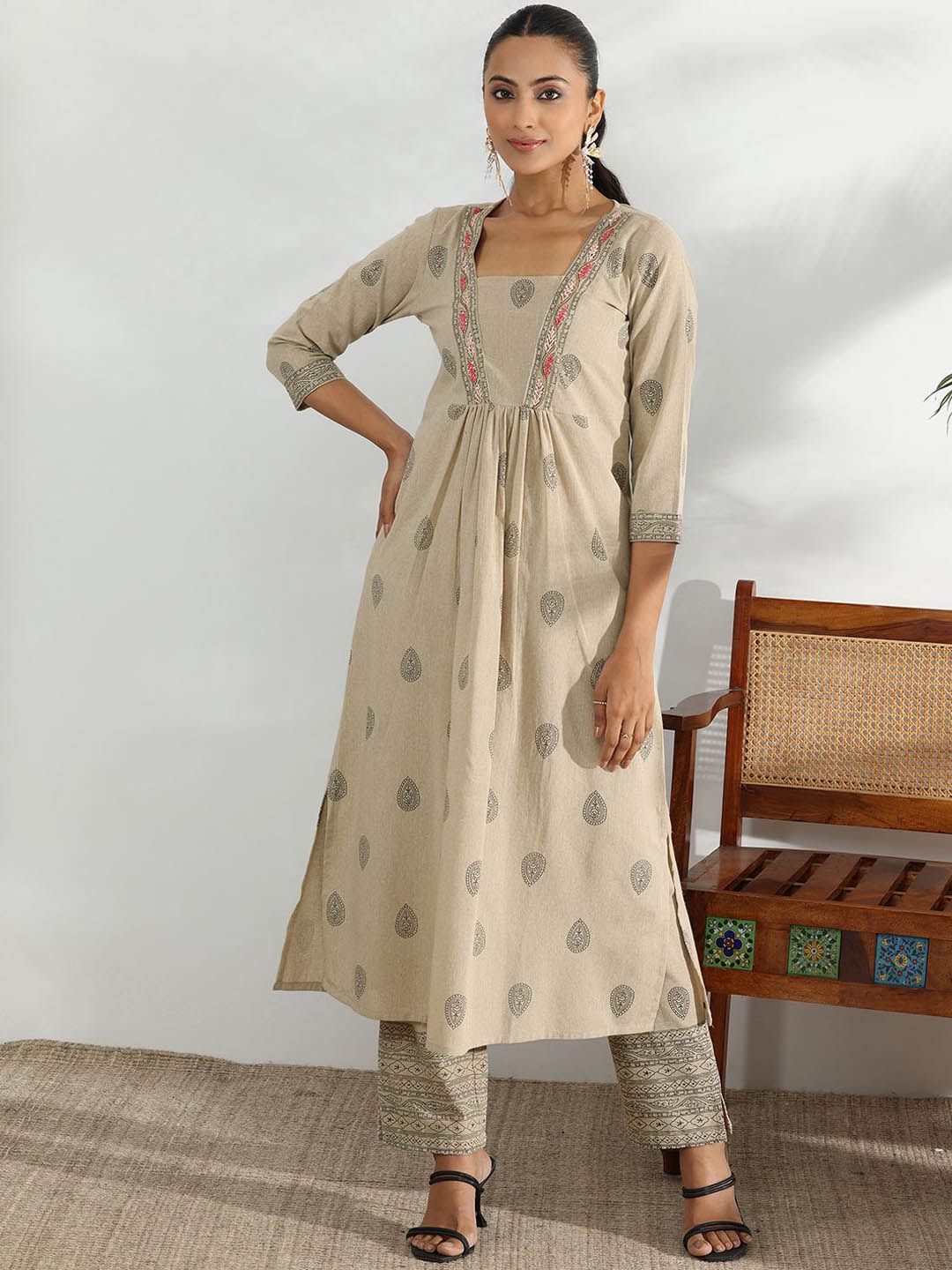 Libas Beige and Black Ethnic Motifs Printed Pleated Sequinned A-Line Kurta with Trousers