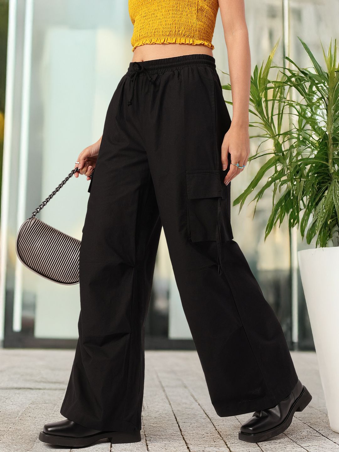 DressBerry Women Timeless Treasures Cargo Trousers