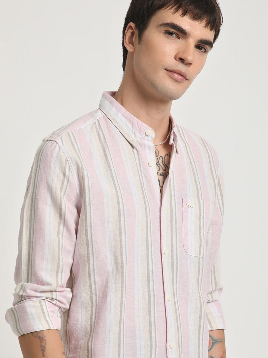THE BEAR HOUSE Slim Fit Vertical Striped Button-Down Collar Cotton Linen Casual Shirt