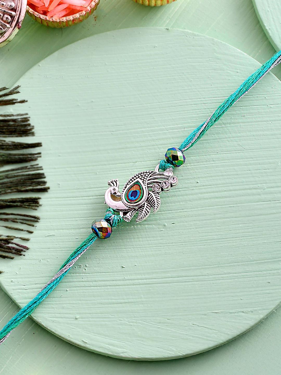 Voylla Men Lord Krishna Motifs Rakhi