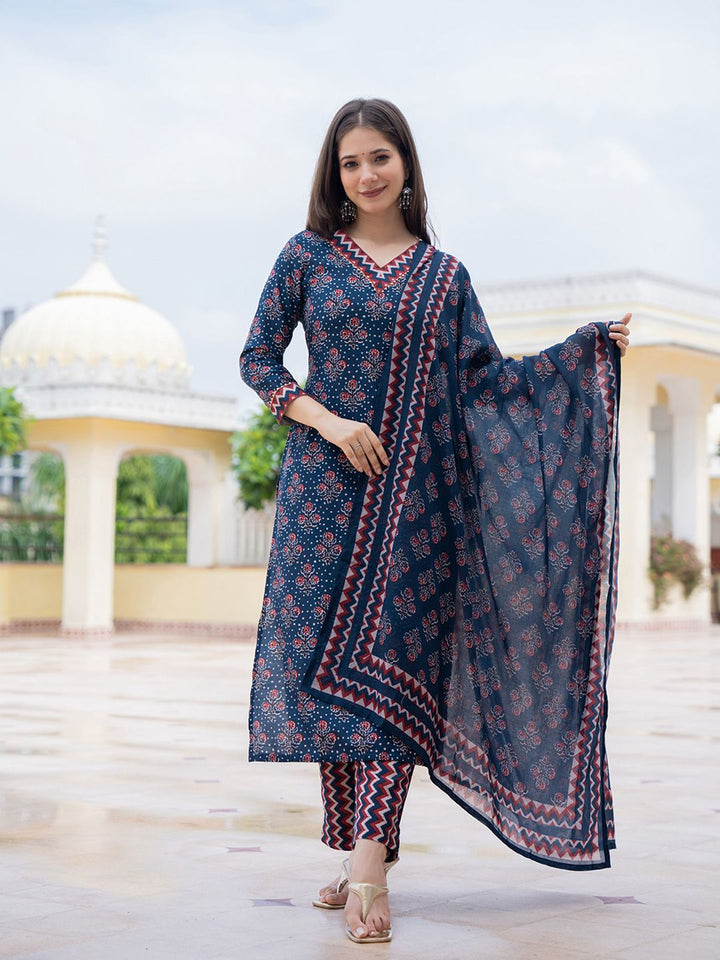 KALINI Floral Printed Straight Kurta With Trousers & Dupatta