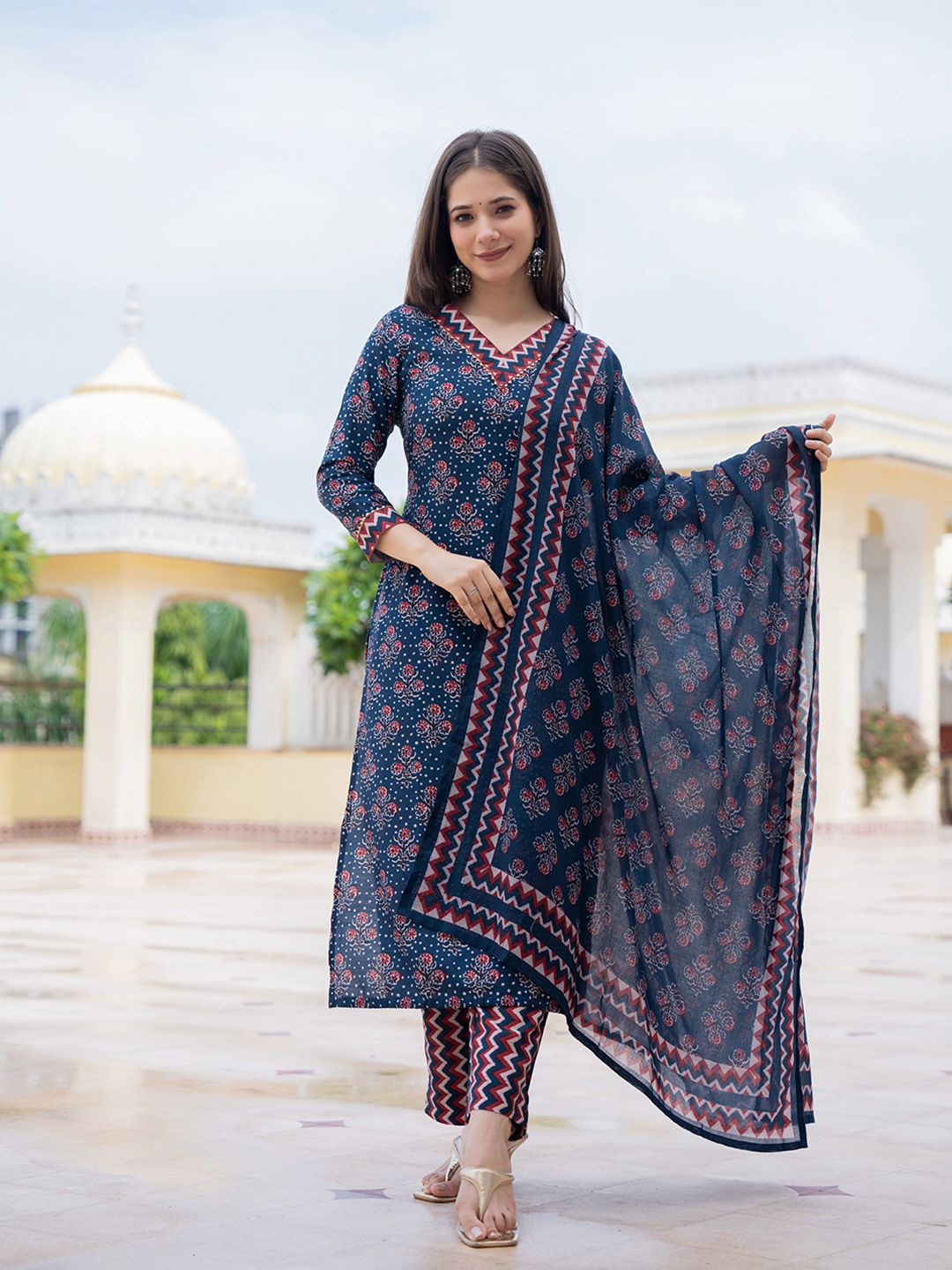 KALINI Floral Printed Straight Kurta With Trousers & Dupatta