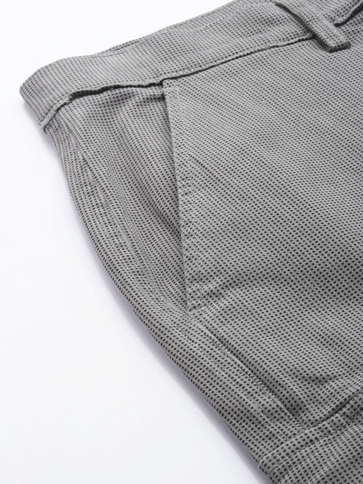 The Indian Garage Co Men Geometric Printed Cargos Trousers