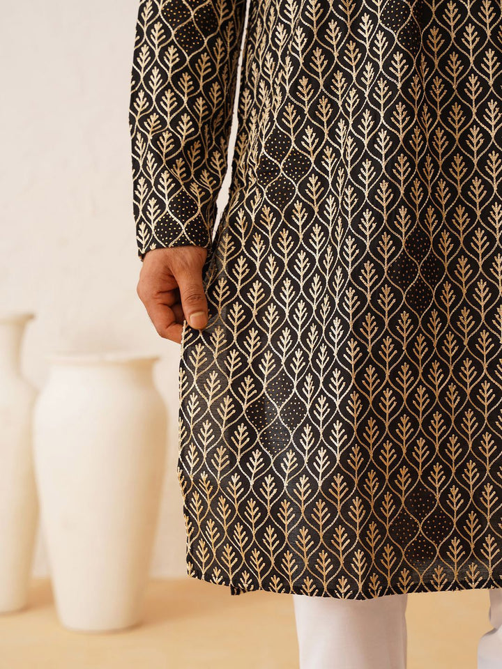 SOJANYA Ethnic Motifs Embroidered Thread Work Detailed Pure Cotton Kurta With Pyjamas