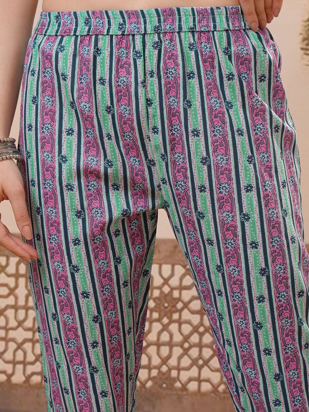 Vishudh Green Floral Printed Pure Cotton Straight Kurta With Trousers & Dupatta