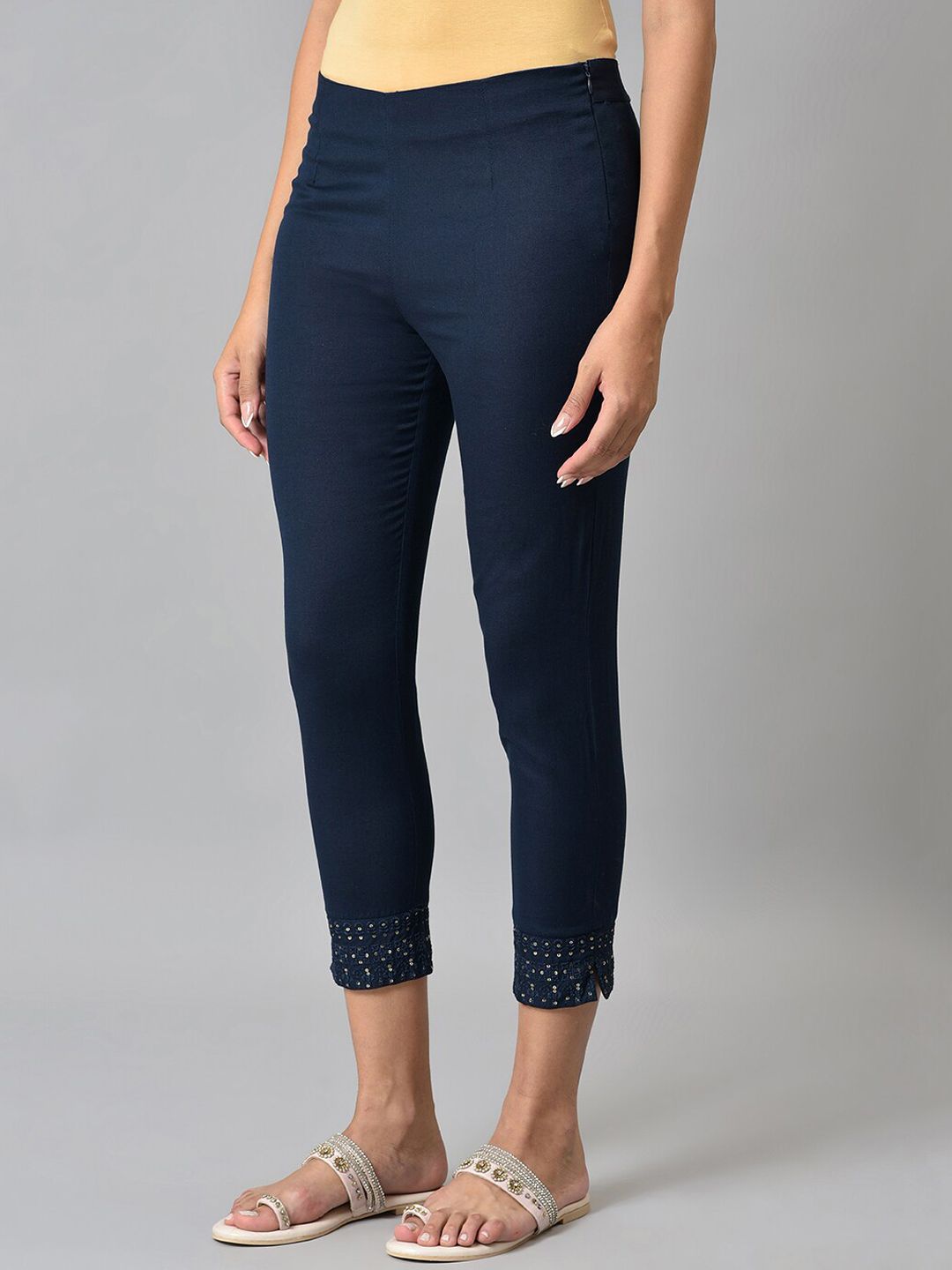 W Women Mid Rise Slim Fit Plain Cotton Regular Trousers