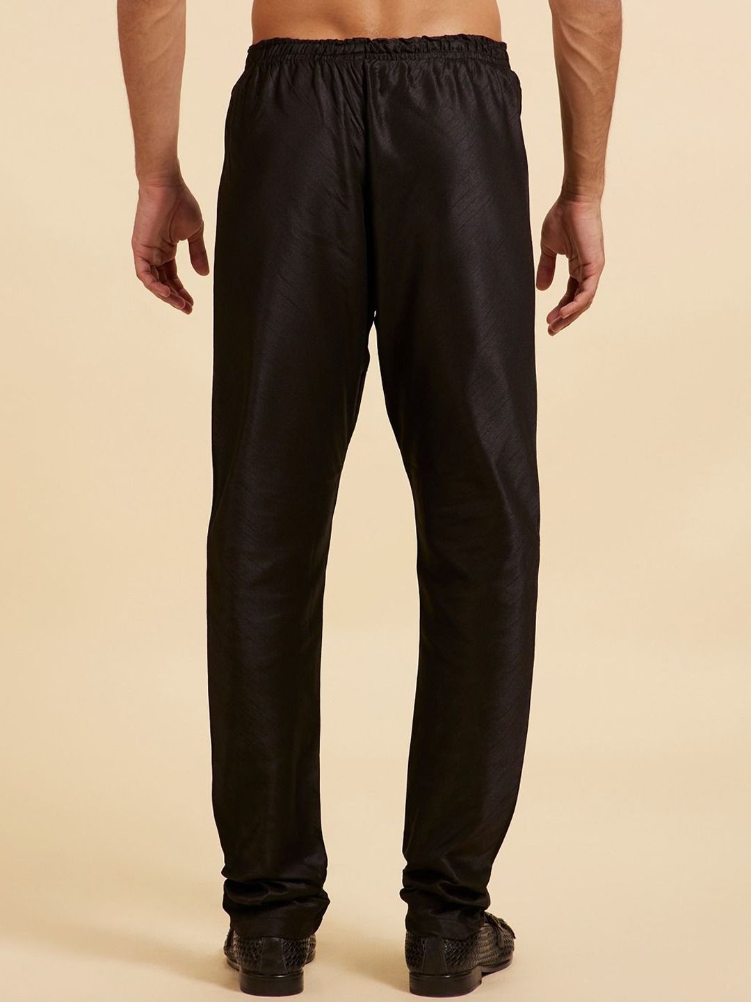 Diwas oleh Manyavar Men Mid Rise Churidar