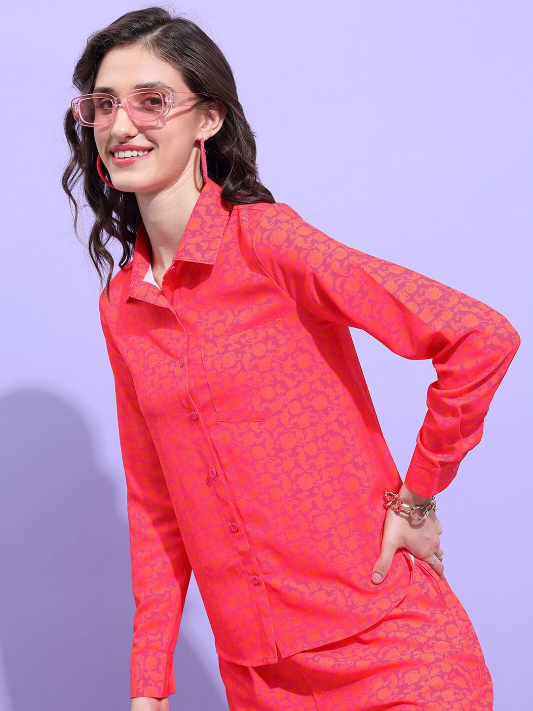 Tokyo Talkies Floral Printed Regular Fit Opaque Casual Shirt
