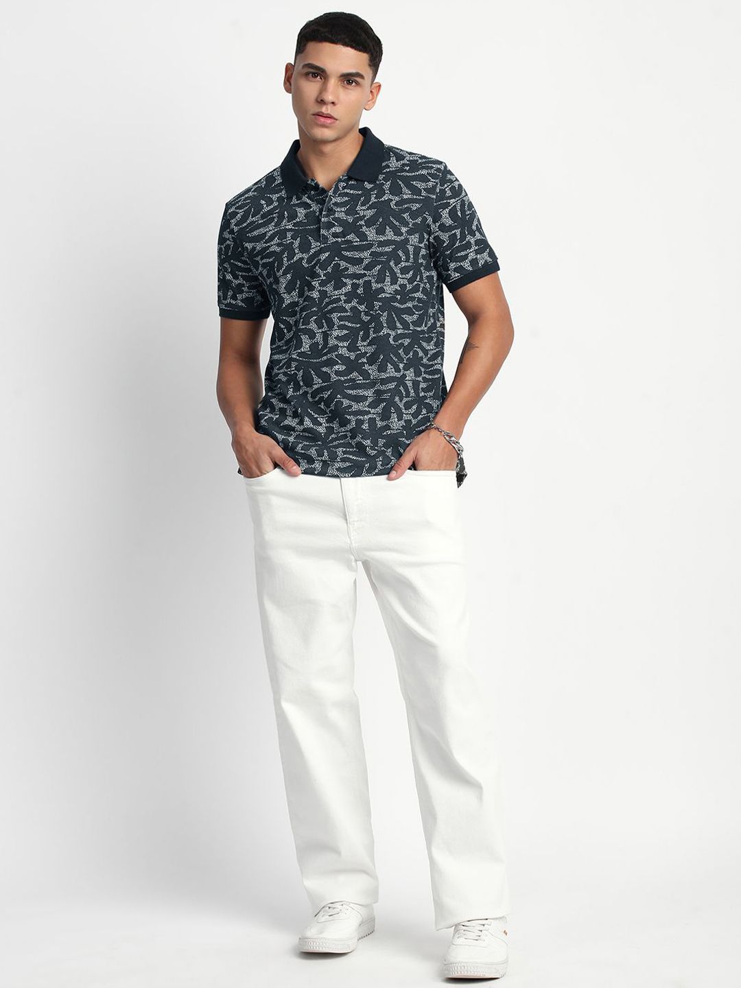 THE BEAR HOUSE Men Abstract Printed Slim Fit Cotton Polo T-shirt