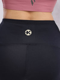 HRX by Hrithik Roshan Women Mid-Rise Rapid-Dry Yoga Shorts