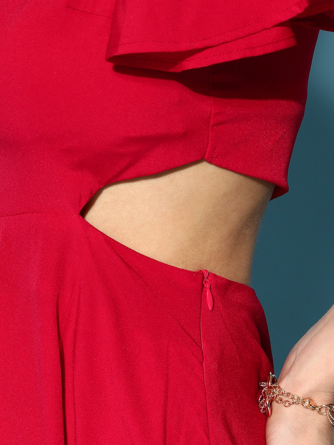 Berrylush Solid Crepe Cut-Outs Maxi Dress