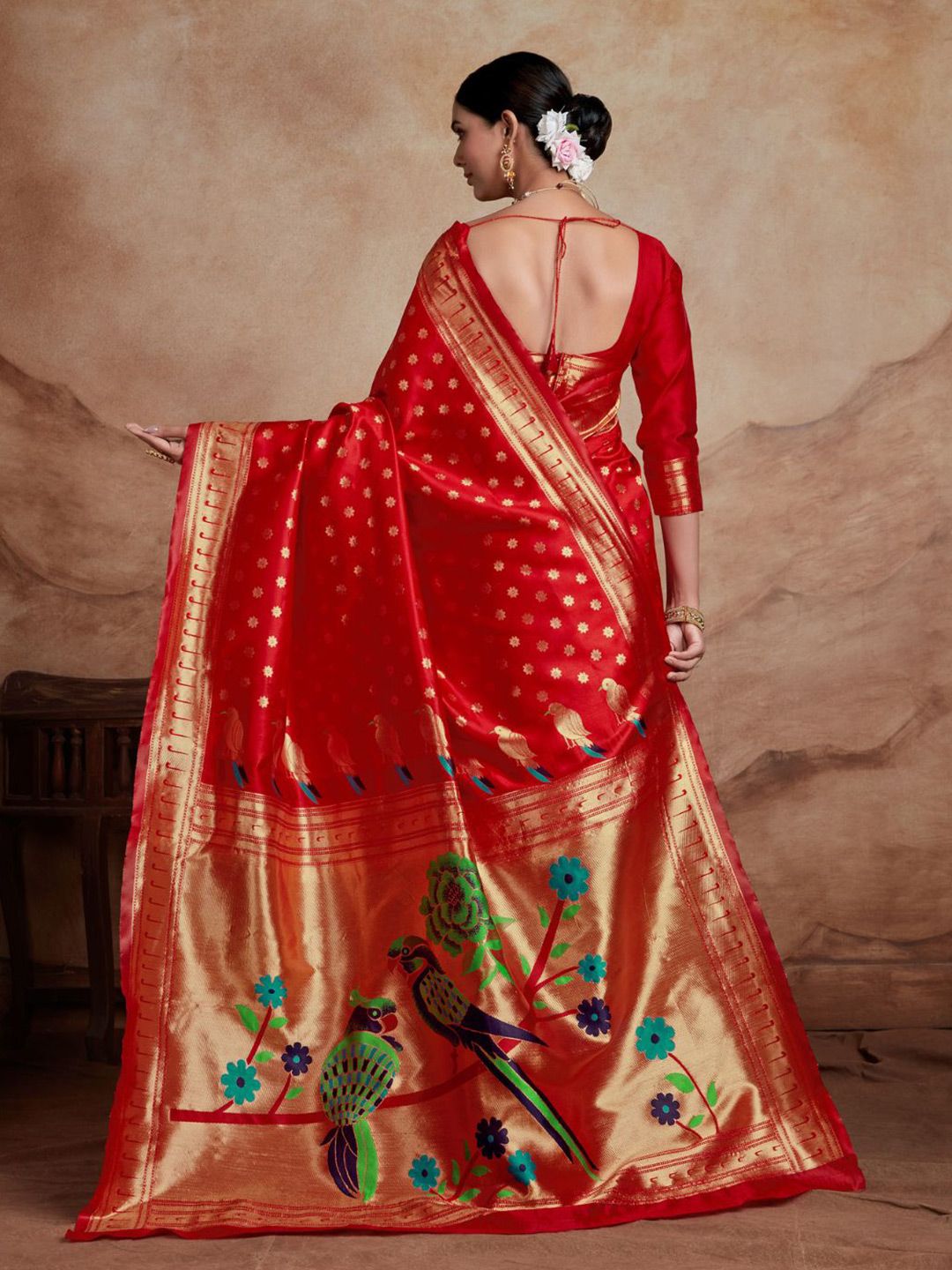 KALINI Ethnic Motifs Silk Blend Woven Paithani Saree with Blouse Piece
