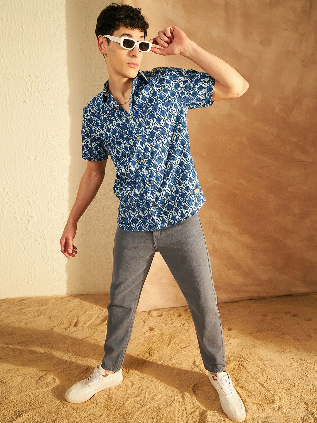 DENNISON Smart Printed Spread Collar Short Sleeves Cotton Lightweight Shirt