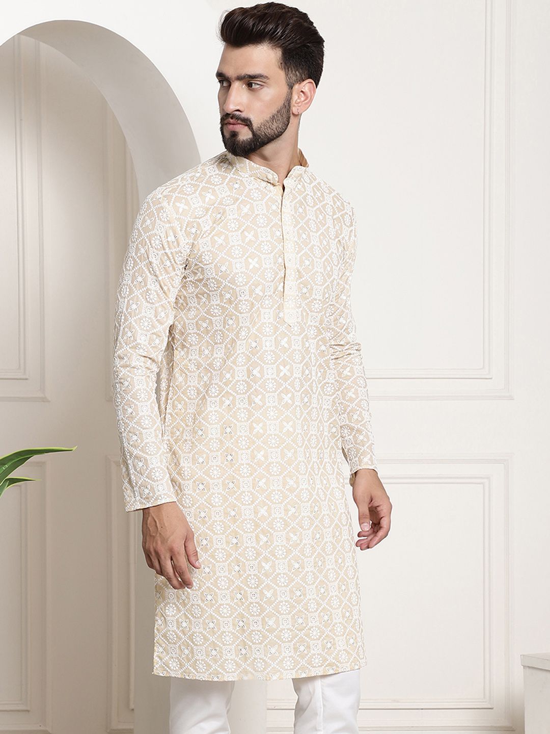 SOJANYA Men Beige Floral Mirror Work Kurta
