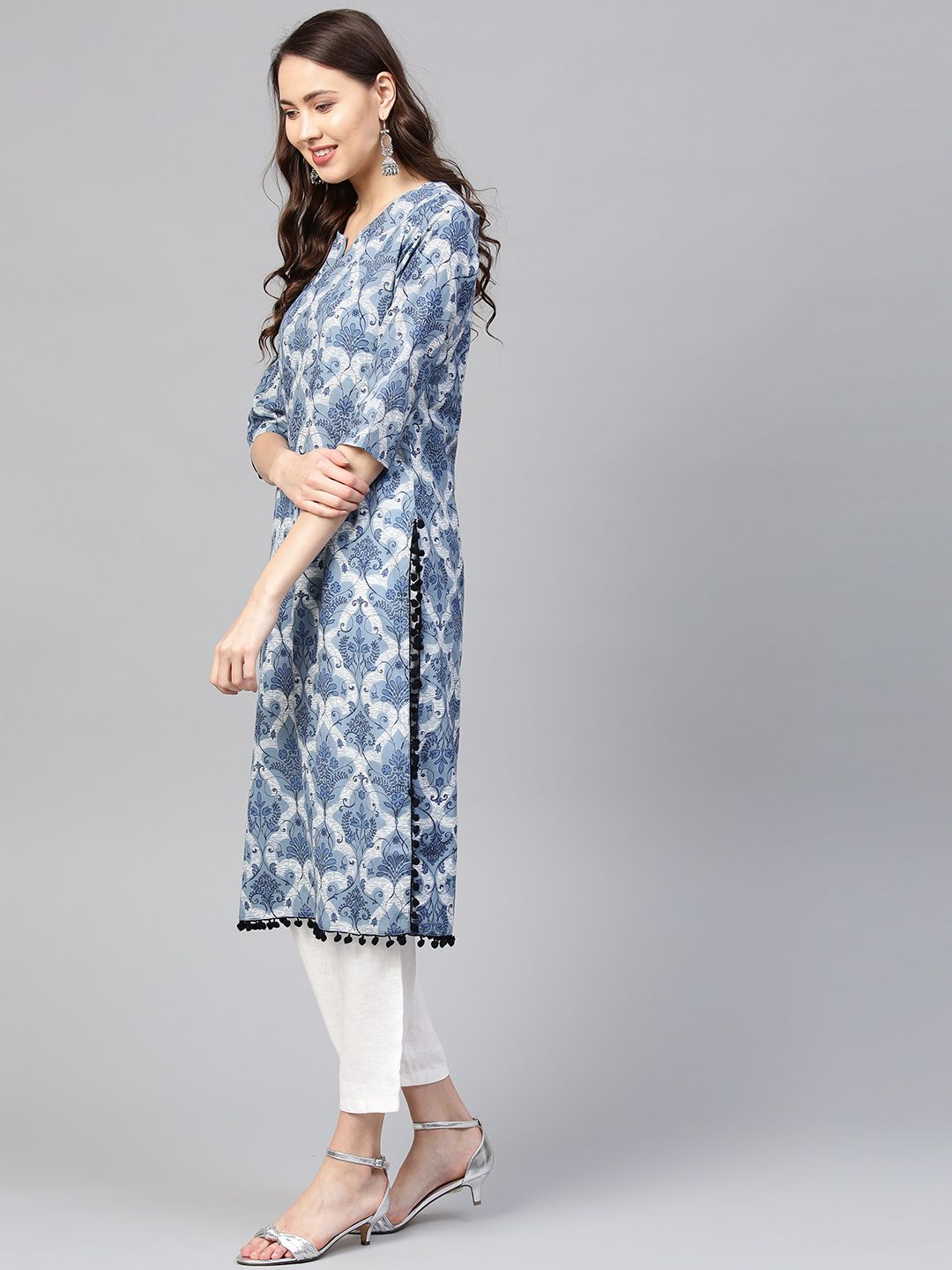 SOJANYA Women Blue Printed Straight Kurta
