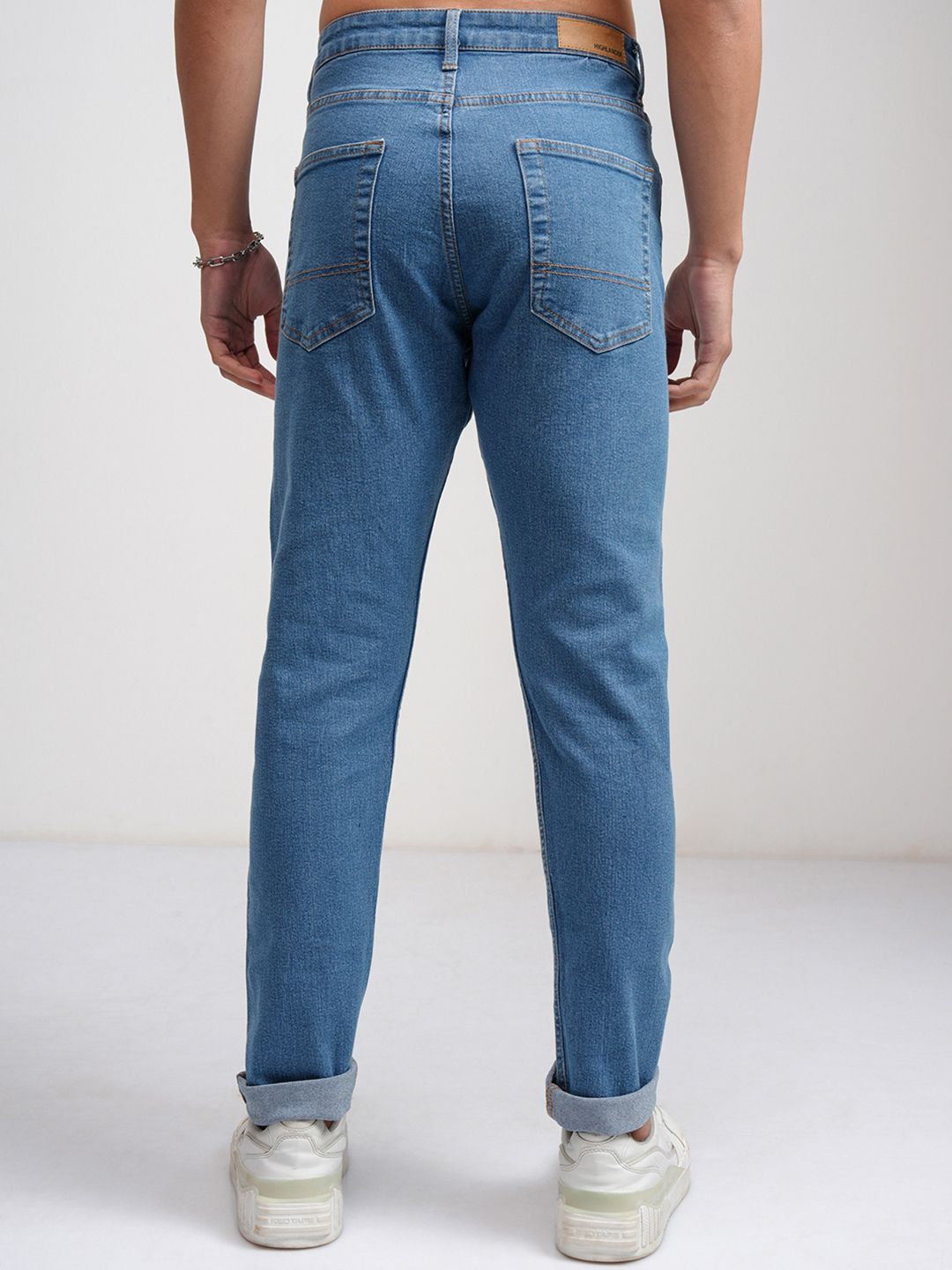 HIGHLANDER Men Tapered Fit Mid-Rise Clean Look Stretchable Jeans
