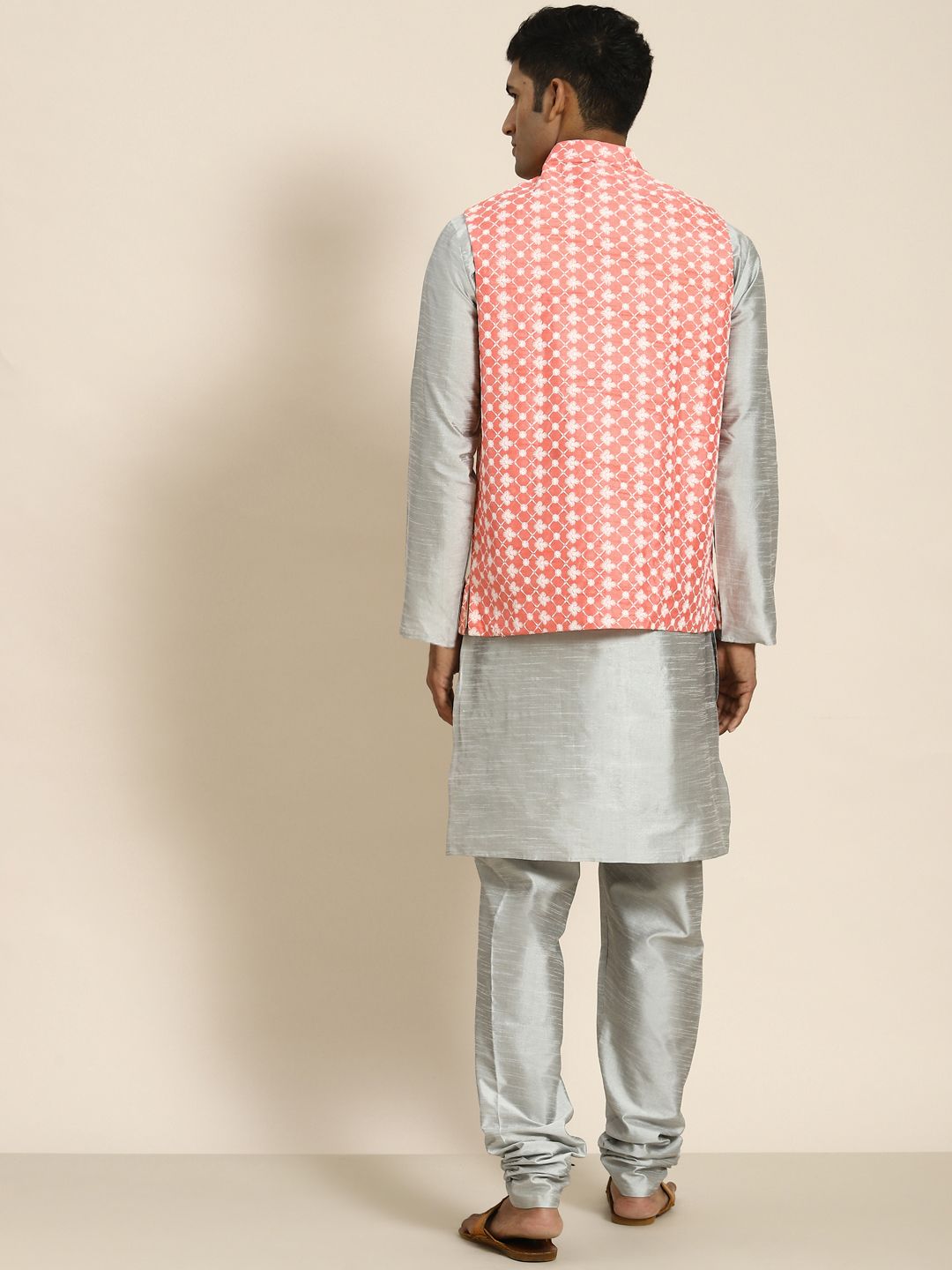 SOJANYA Men Woven Design Kurta with Churidar with Nehru Jacket
