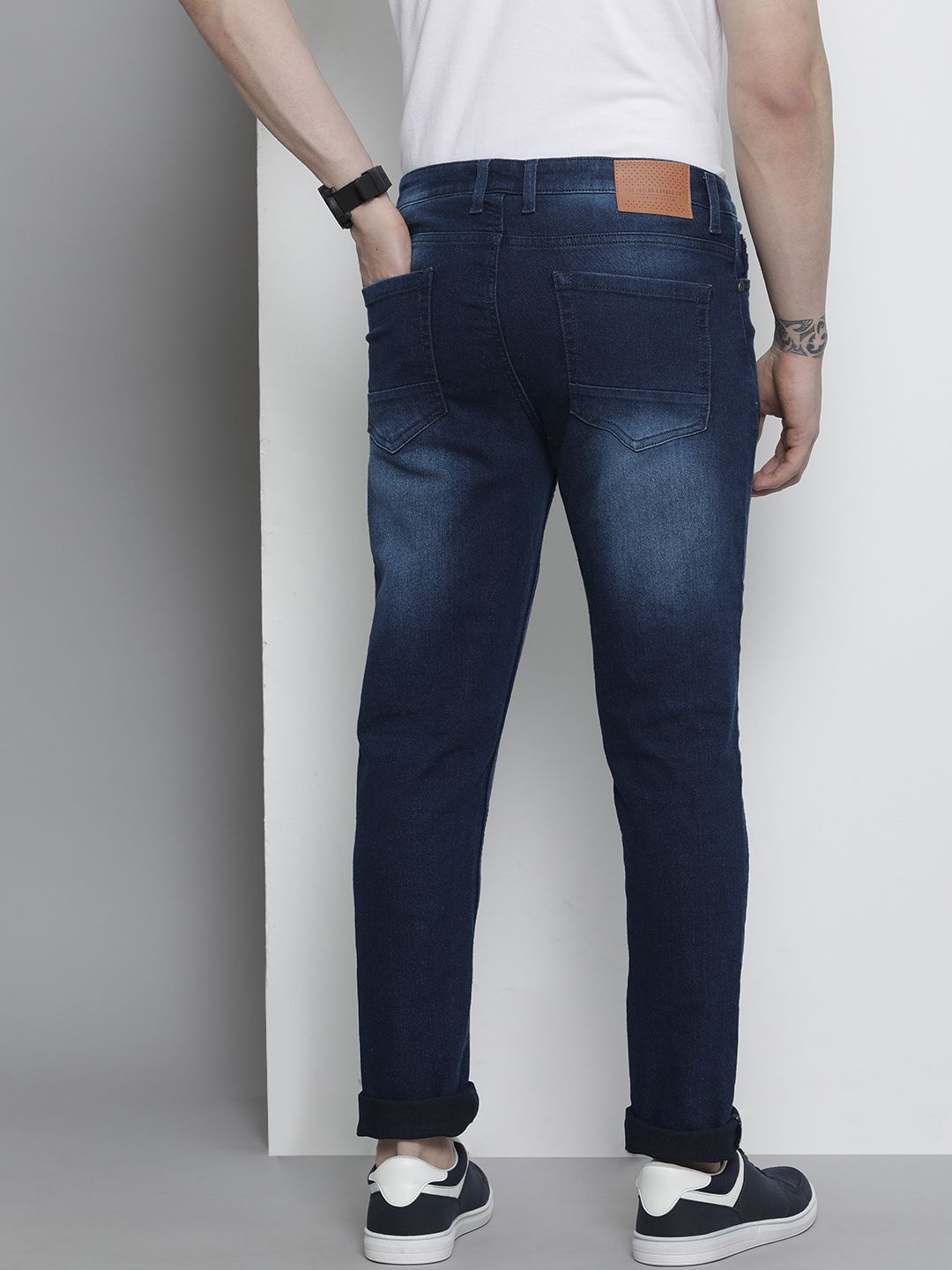 The Indian Garage Co Men Slim Fit Light Fade Jeans