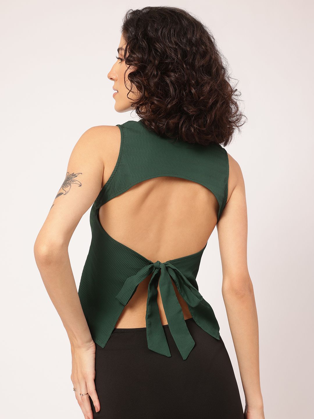 DressBerry Textured Open Back Crop Top